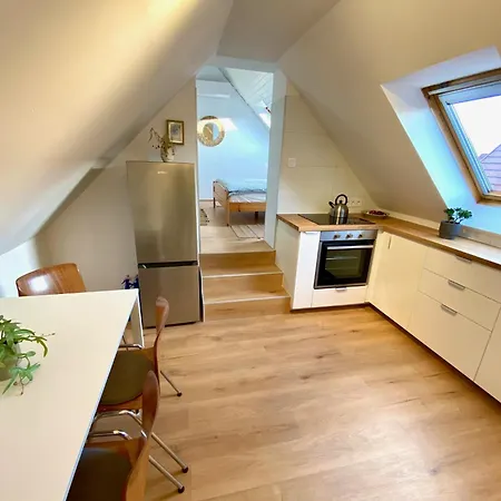 Ablakalúdra Aszófői