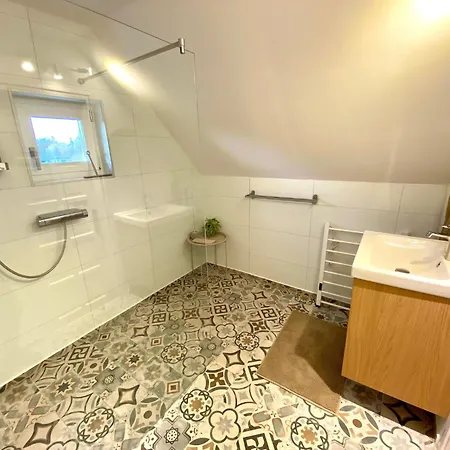 Ablakalúdra Aszófői Aszofo