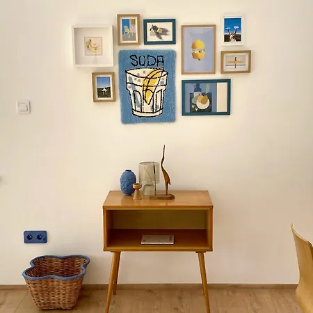 Ablakalúdra Aszófői Apartamento *