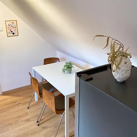 Ablakaludra Aszofoi Apartment